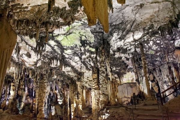 maiorca visita turistica stalattite