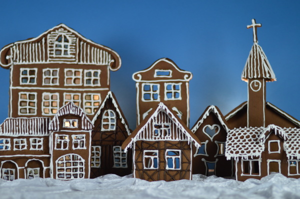 home made gingerbread village com fundo