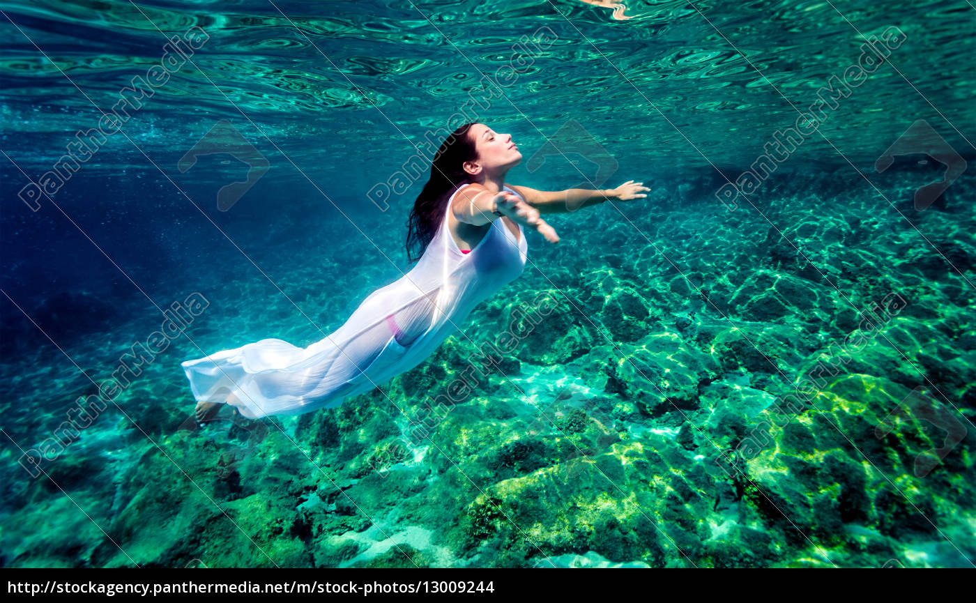 Beautiful woman relaxing in the water - Royalty free photo 13009244 |  PantherMedia Stock Agency